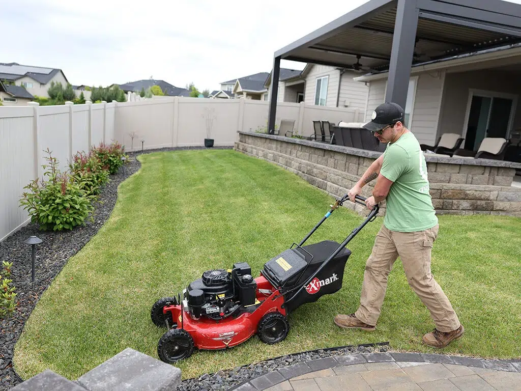 Greenscape Landscaping offers lawn mowing services